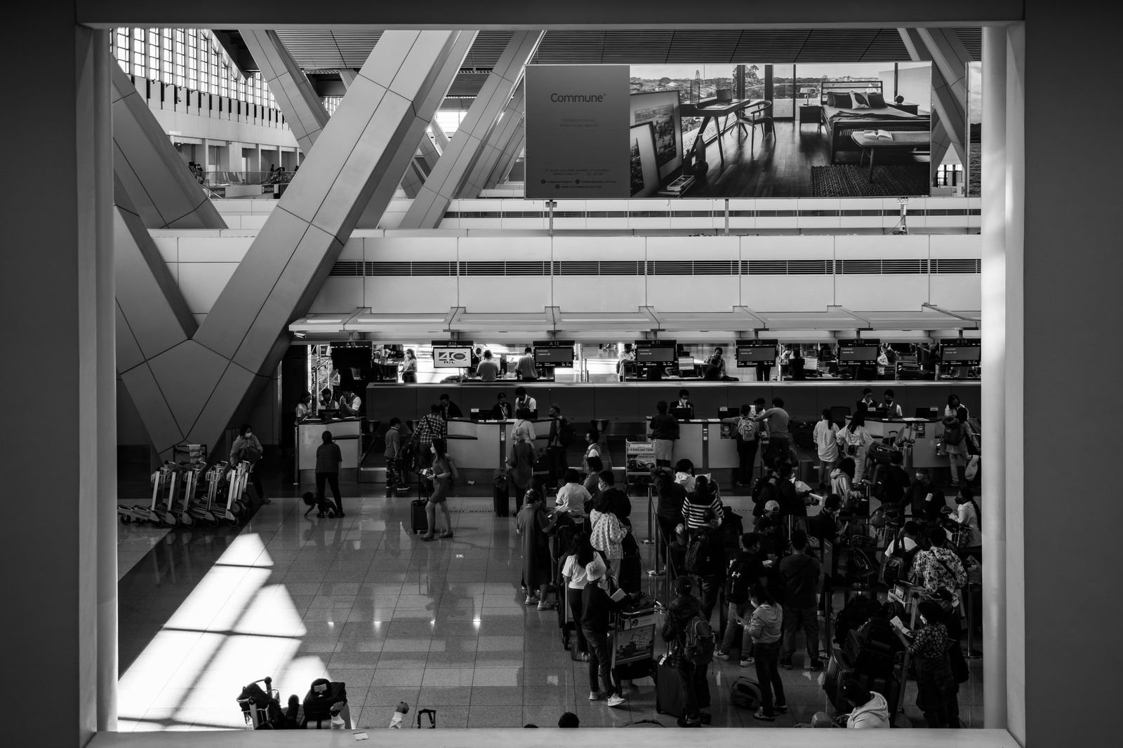 A busy terminal hall.